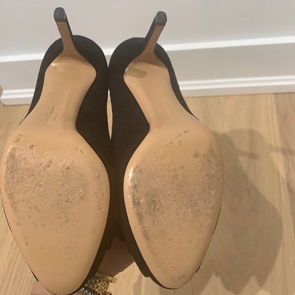 Ferragamo peep toe pumps - Picture 4 of 4